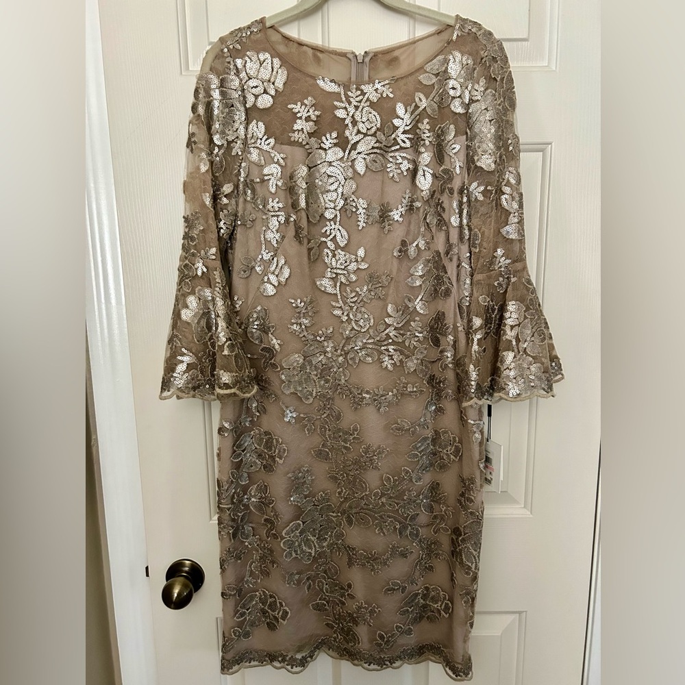 Calvin Klein Women's Taupe Sequined Lace Bell-Sleeve Dress NWT size 10